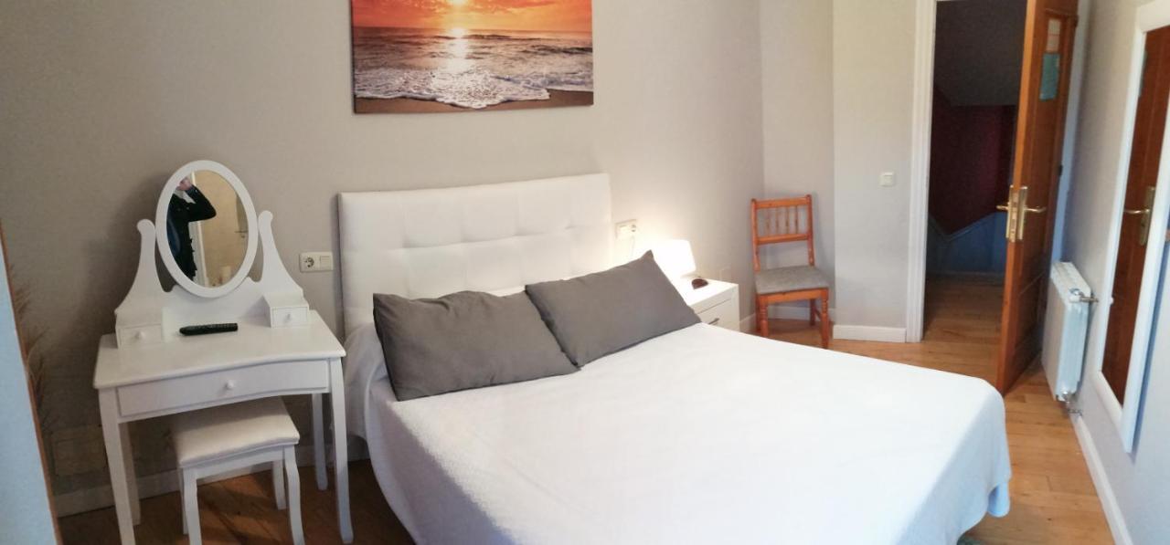 Hotel Canton San Vicente De La Barquera Extérieur photo